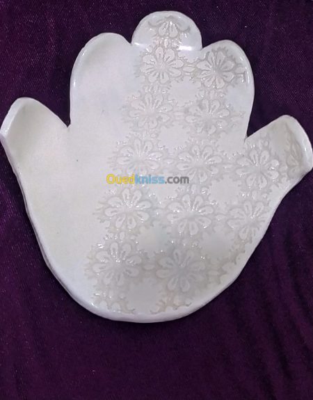 خامسة من السيراميك للزينة